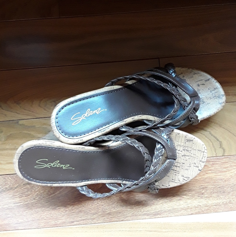Solanz sandals